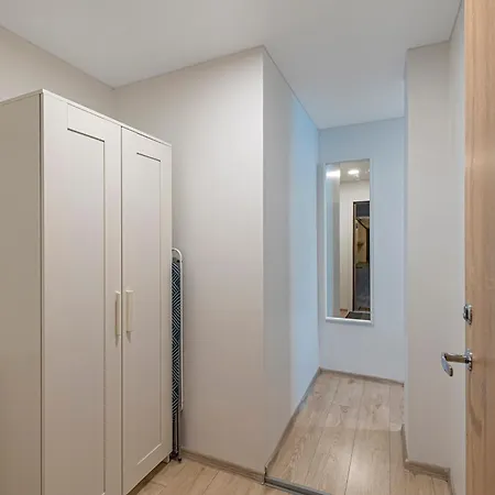 Apartment Partizanu #6 By Polo